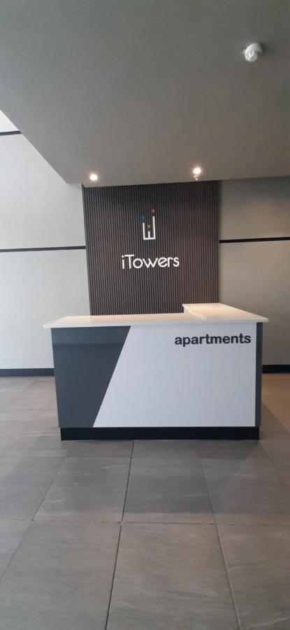 Urban Awe Apartment-Itowers 23Rd Floor Gaborone Exterior foto